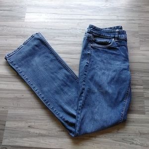 White House Black Market Jeans 8R Bootleg Blanc